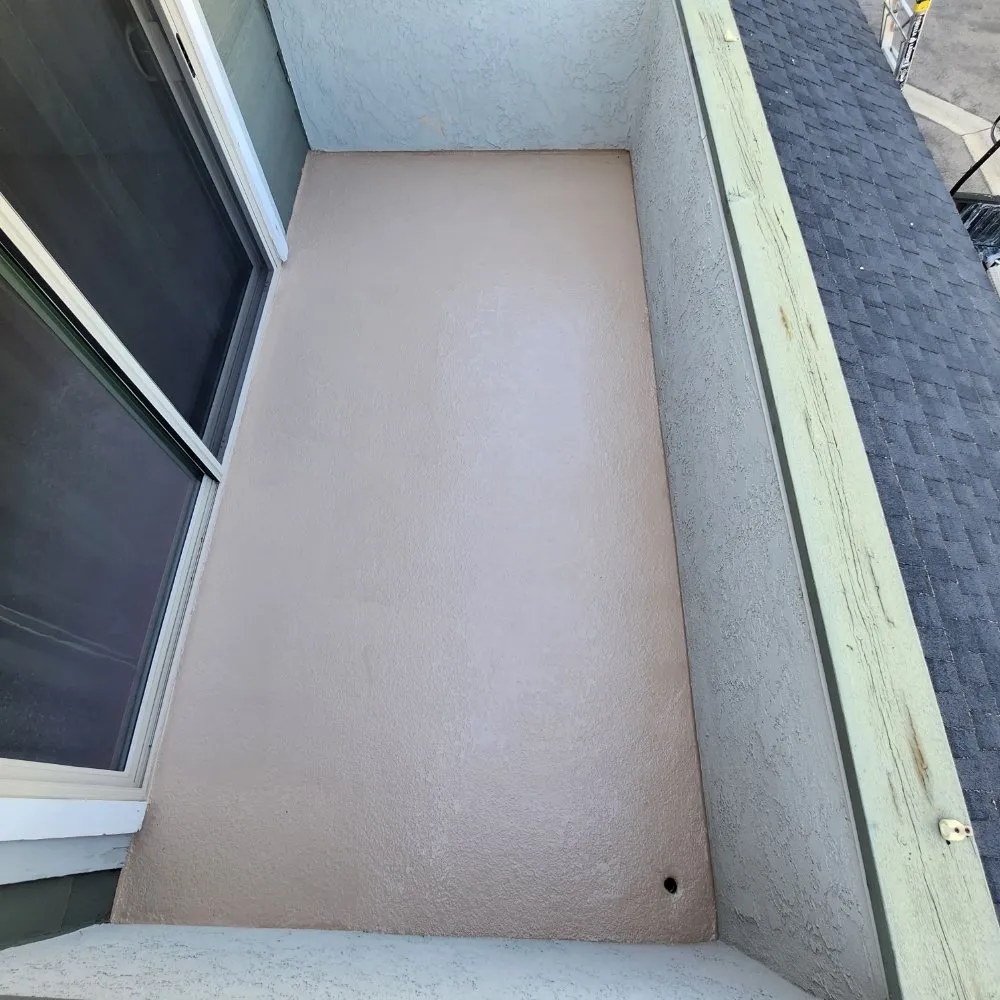 Slide of HYT Construction