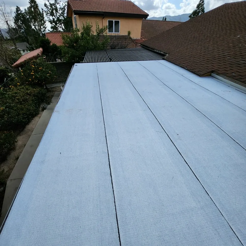 Slide of HYT Construction