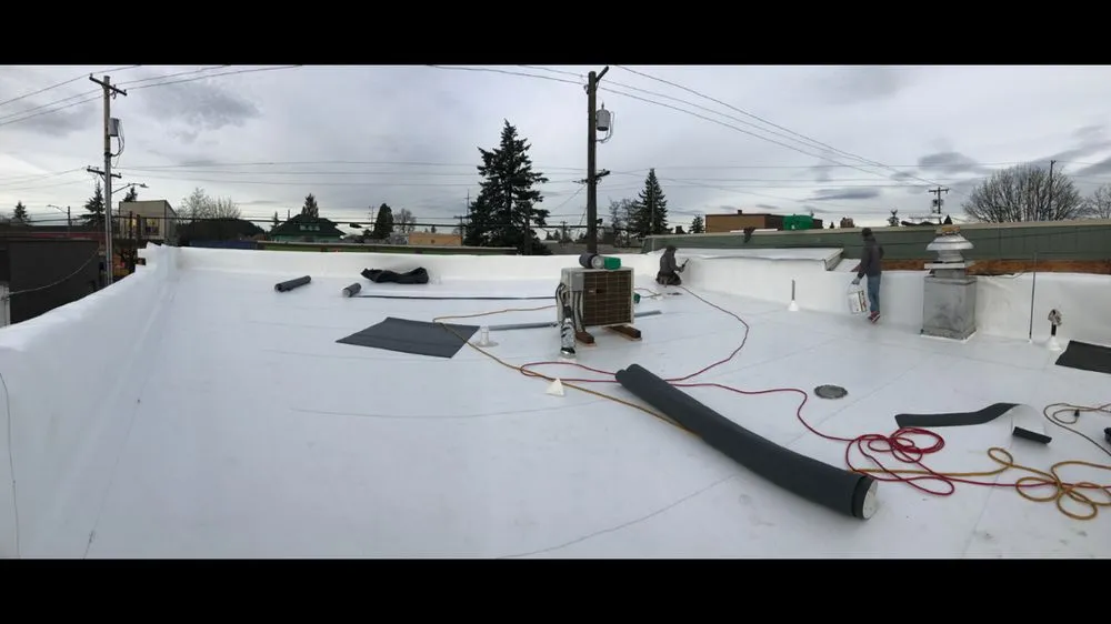 Slide of I & A Roofing