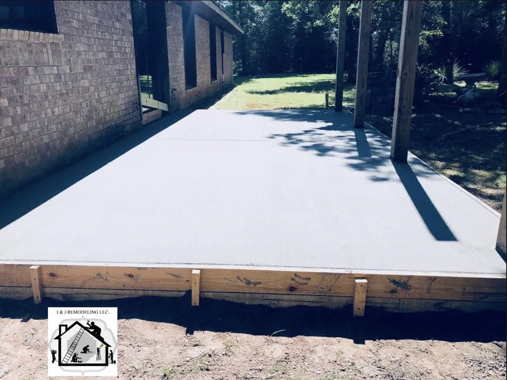 Slide of I & J Remodeling