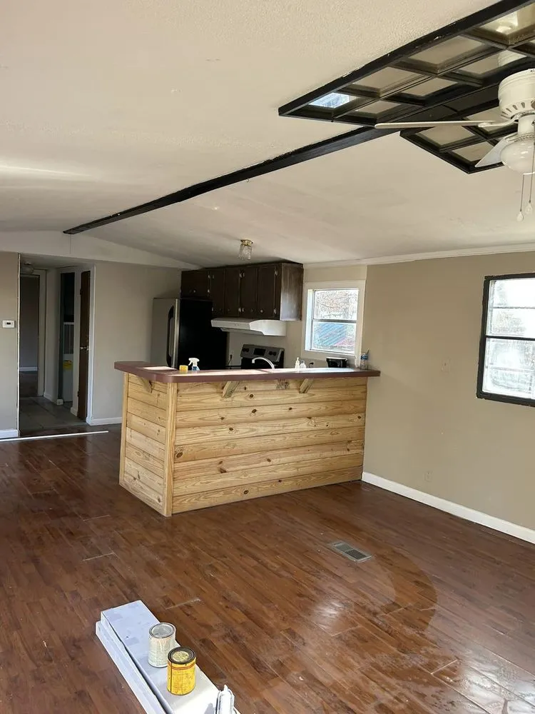 Slide of I D M Contracting