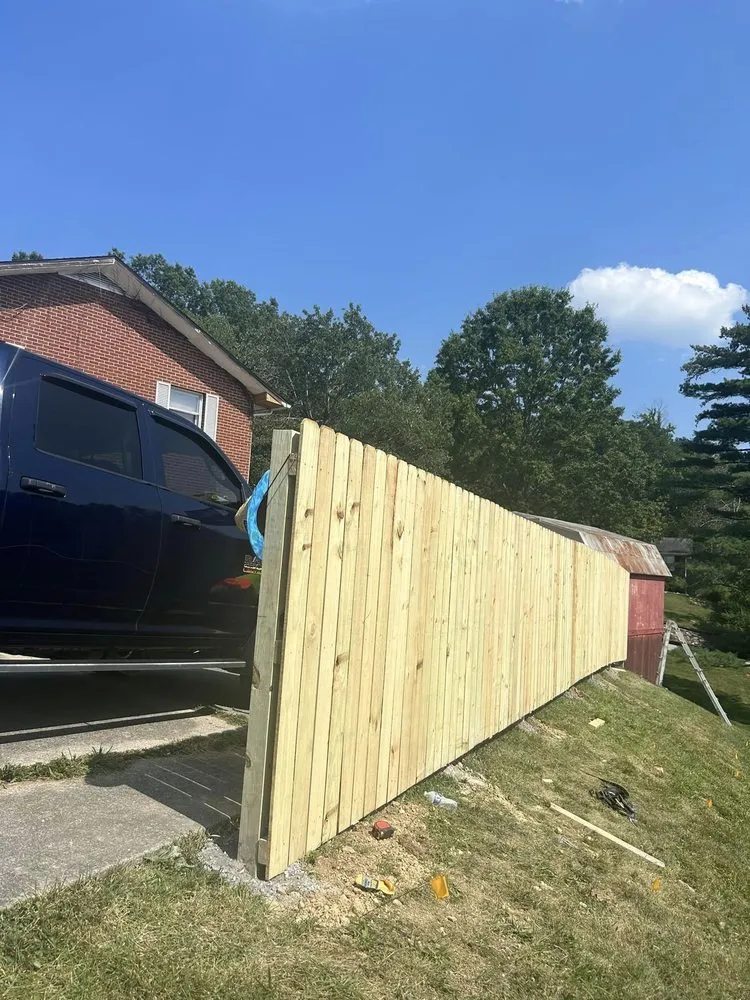 Slide of I D M Contracting