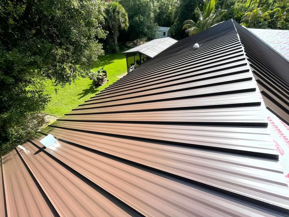 Slide of I Gotta Guy Roof Repairs