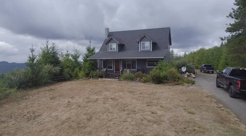 Slide of I5 Exteriors