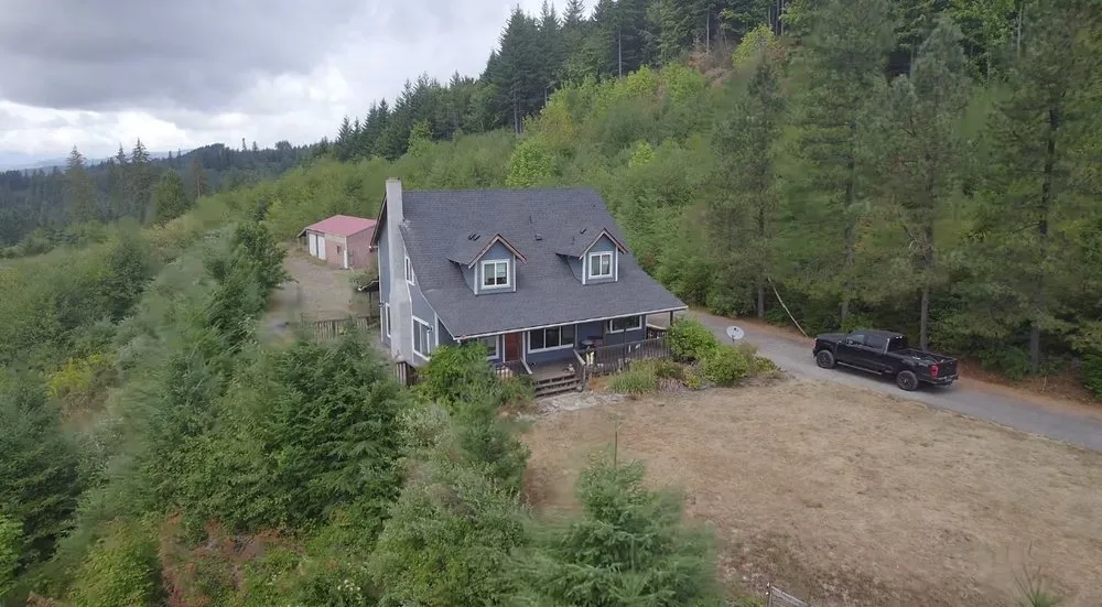 Slide of I5 Exteriors