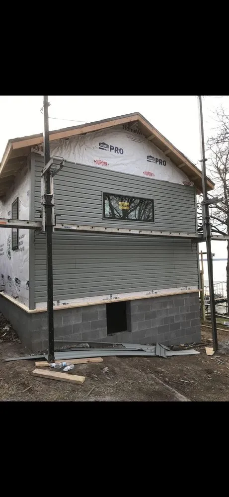 Slide of Ibarra Handyman Services