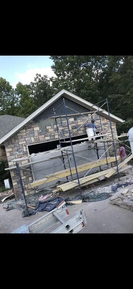 Slide of Ibarra Handyman Services