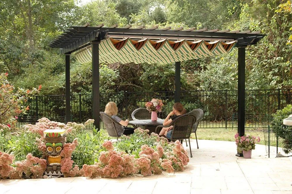 Slide of Icon General Contracting Services