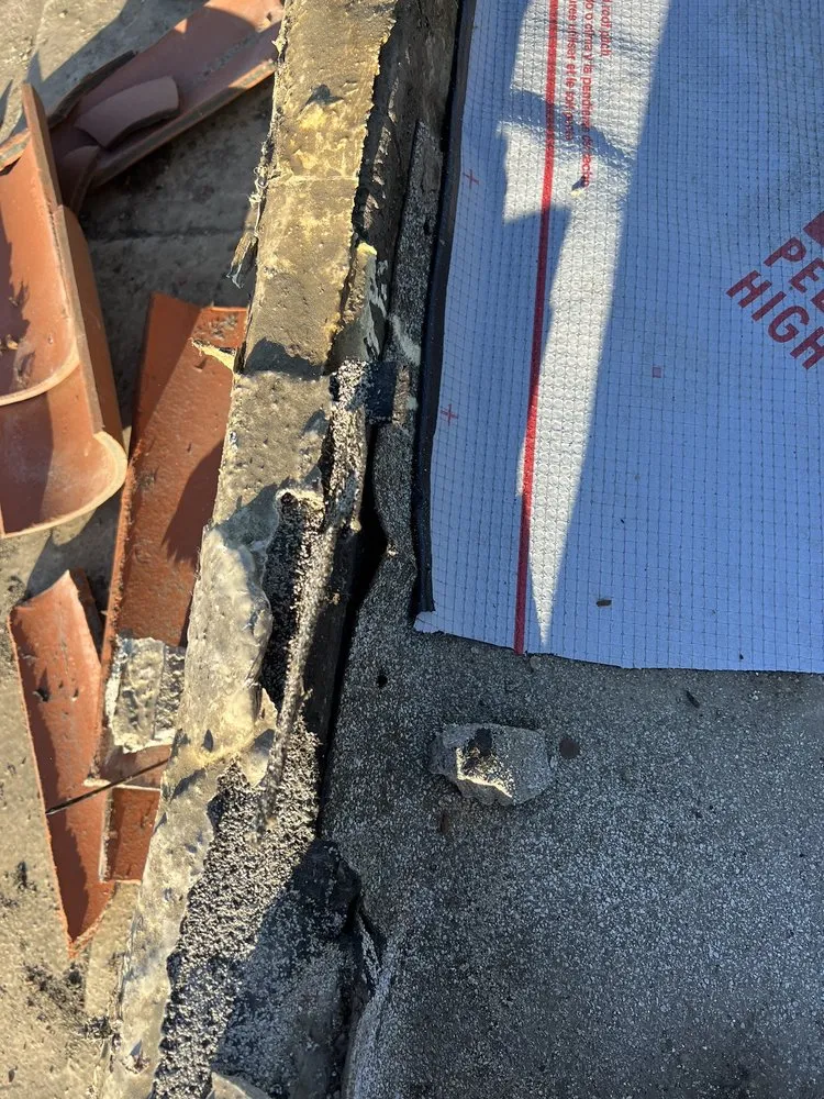 Slide of Icon Unlimited Roofing