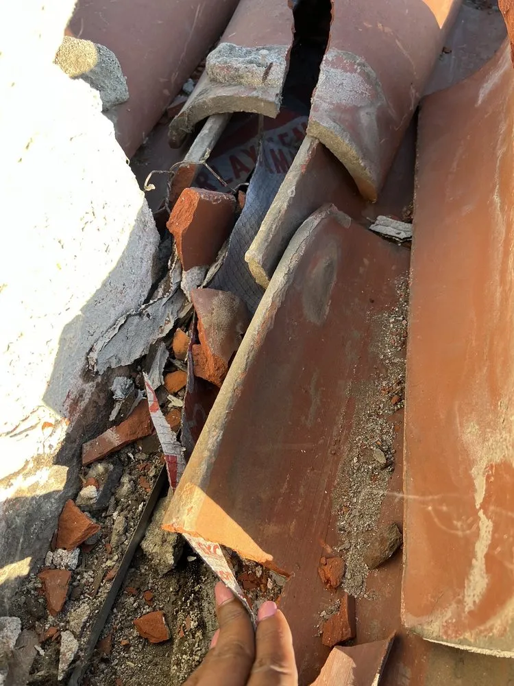 Slide of Icon Unlimited Roofing