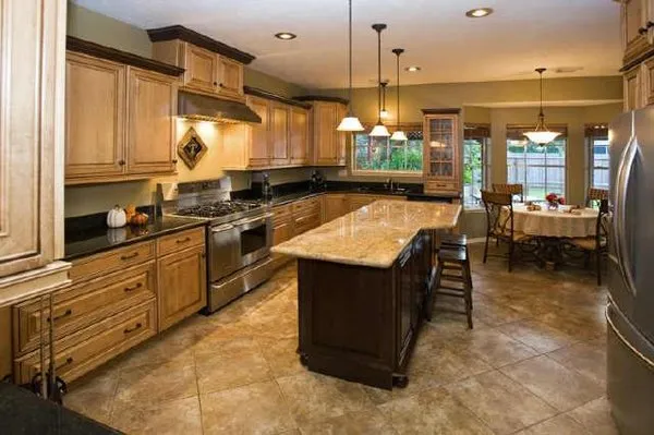 ICS Independence Contracting Services Logo