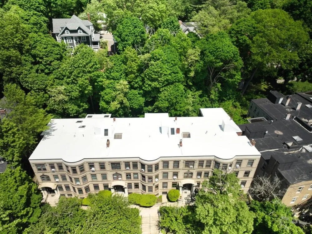 Slide of ID Flat Roof