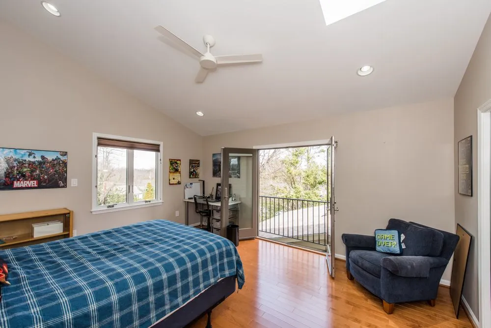 Slide of Ideal Construction & Remodeling