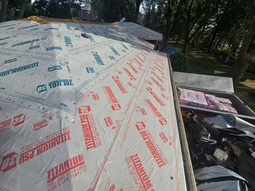 Slide of Idn Roofing