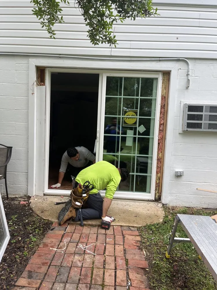 Emergency roof installation in Upper Marlboro, MD by I&G General Contractor