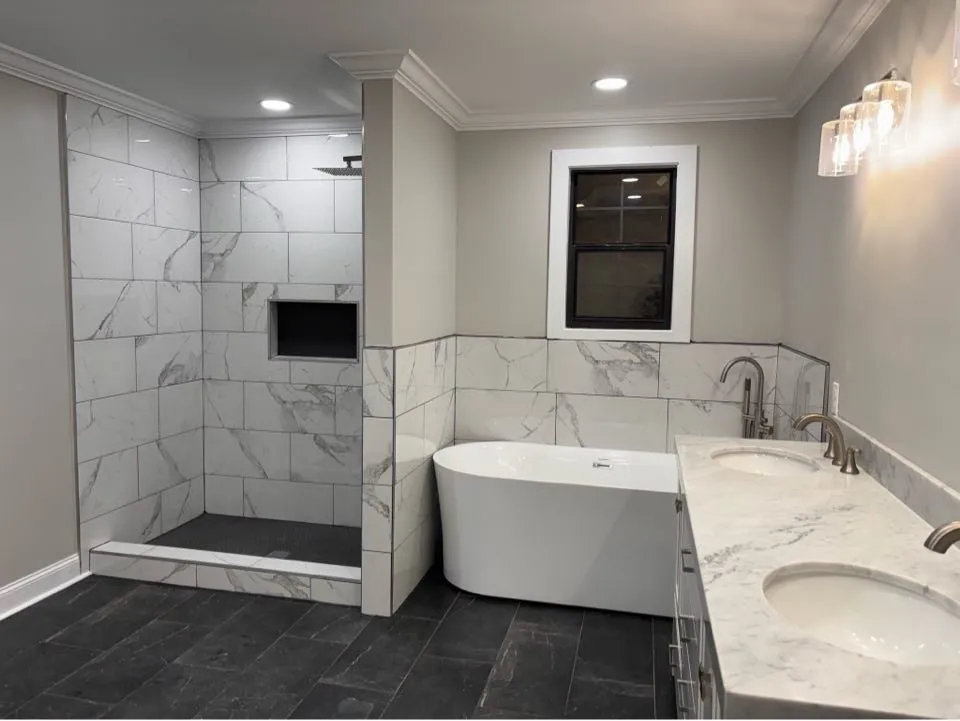 Slide of I&G Painting and Construction