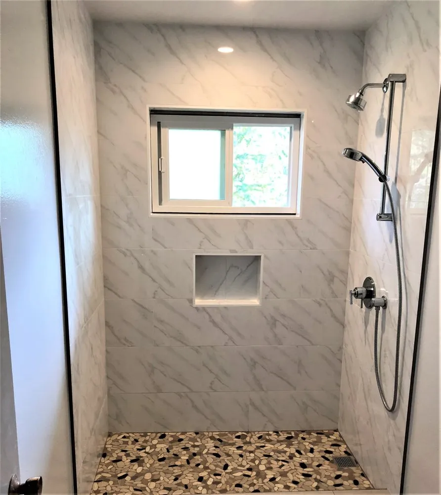 Slide of IGreen Builders