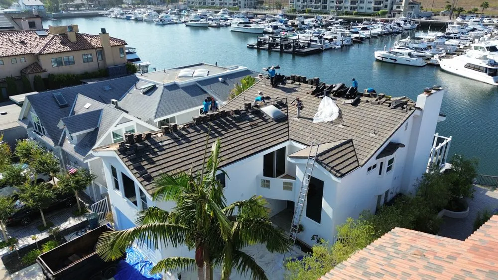 Slide of iHeart Roofing