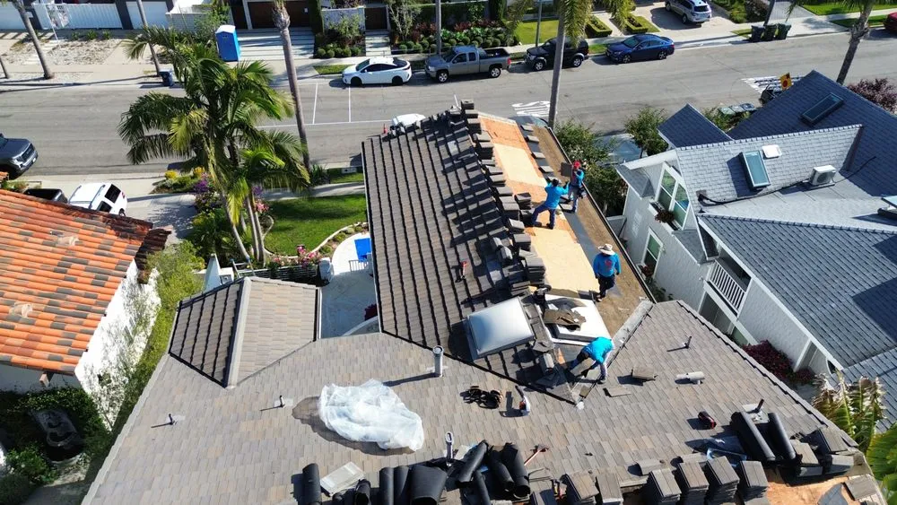 Slide of iHeart Roofing