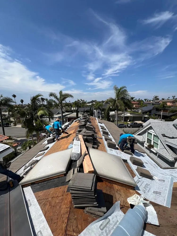 Slide of iHeart Roofing