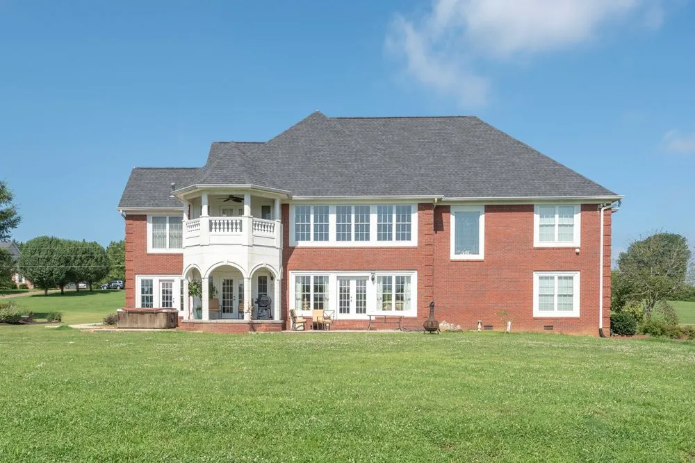 Slide of IHH Showroom