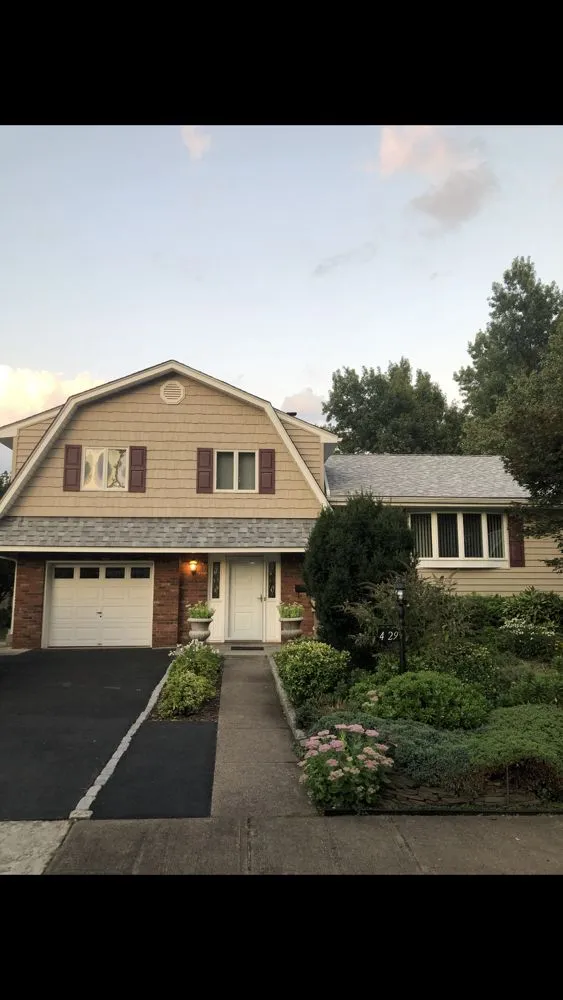 Slide of iHome Designs