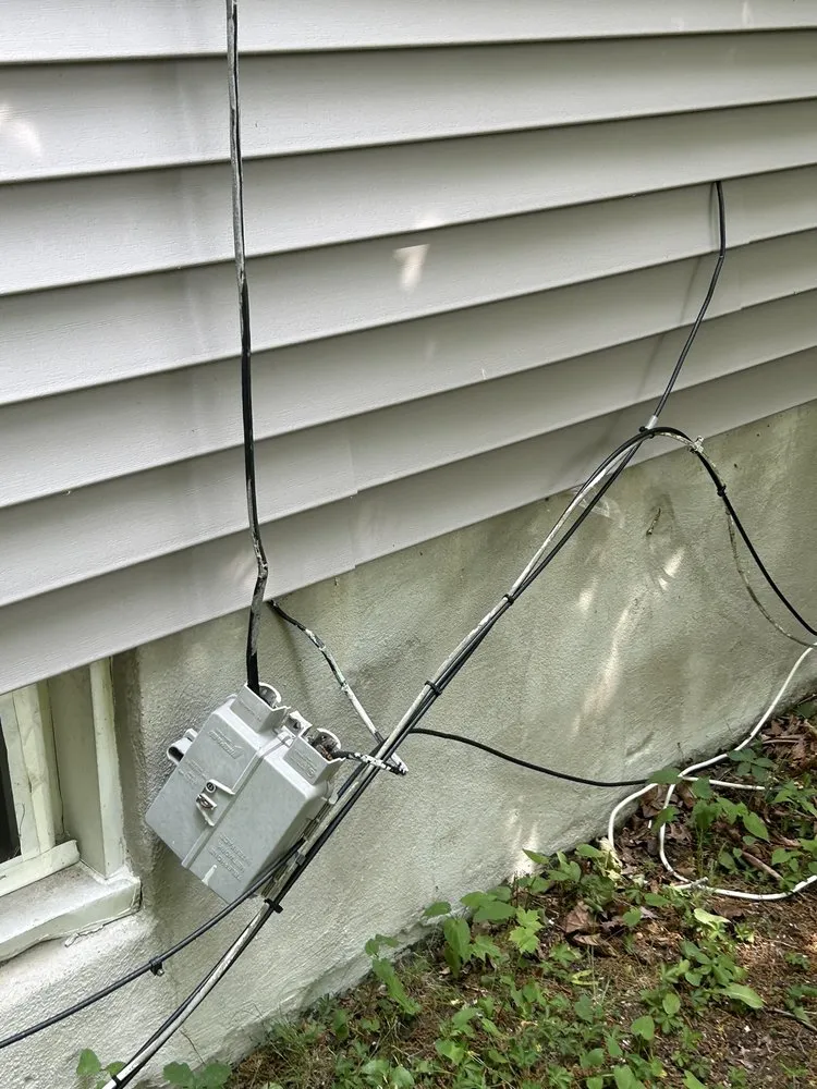 Slide of iHome Designs