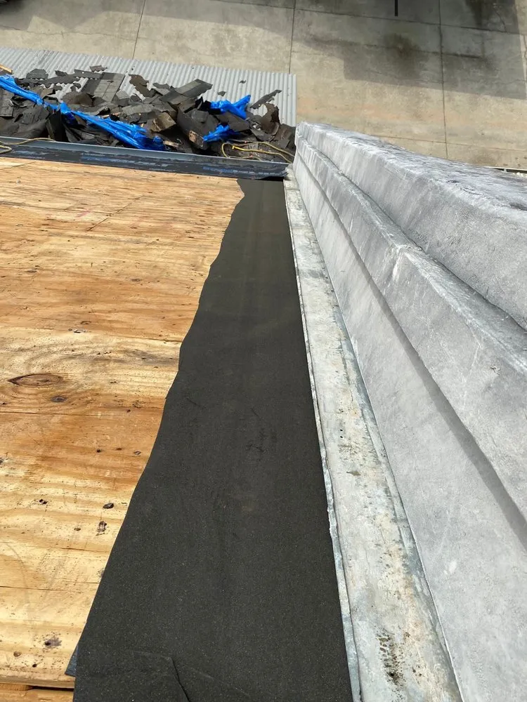 Slide of Ik Roofing & Reconstruccion