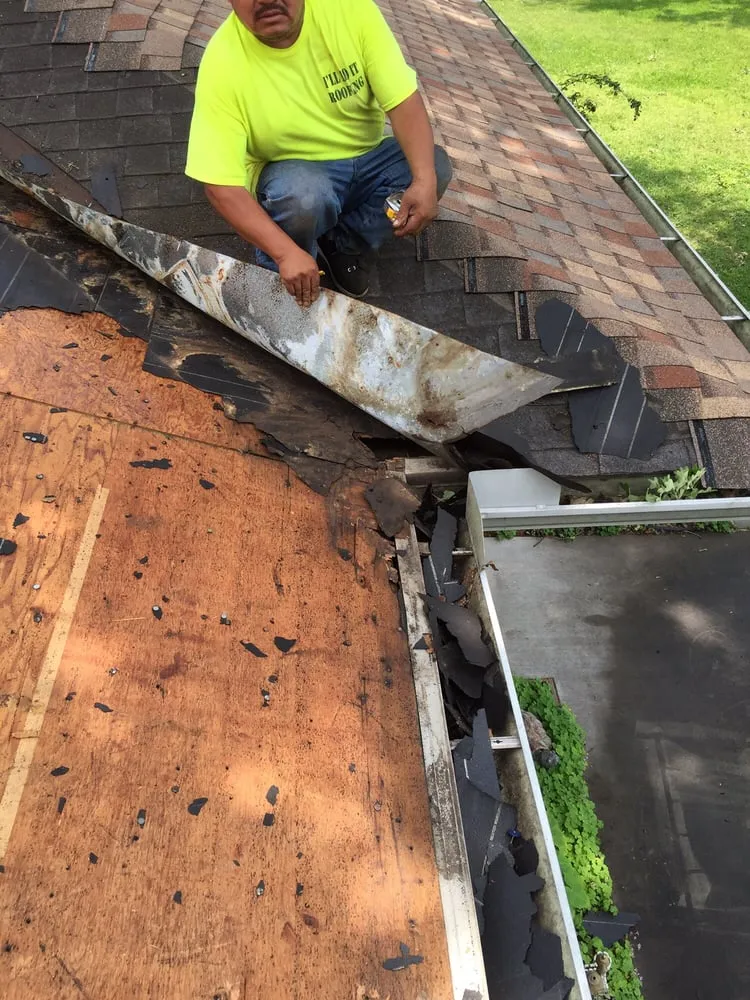 Slide of I'll Do It Roofing & Gutters