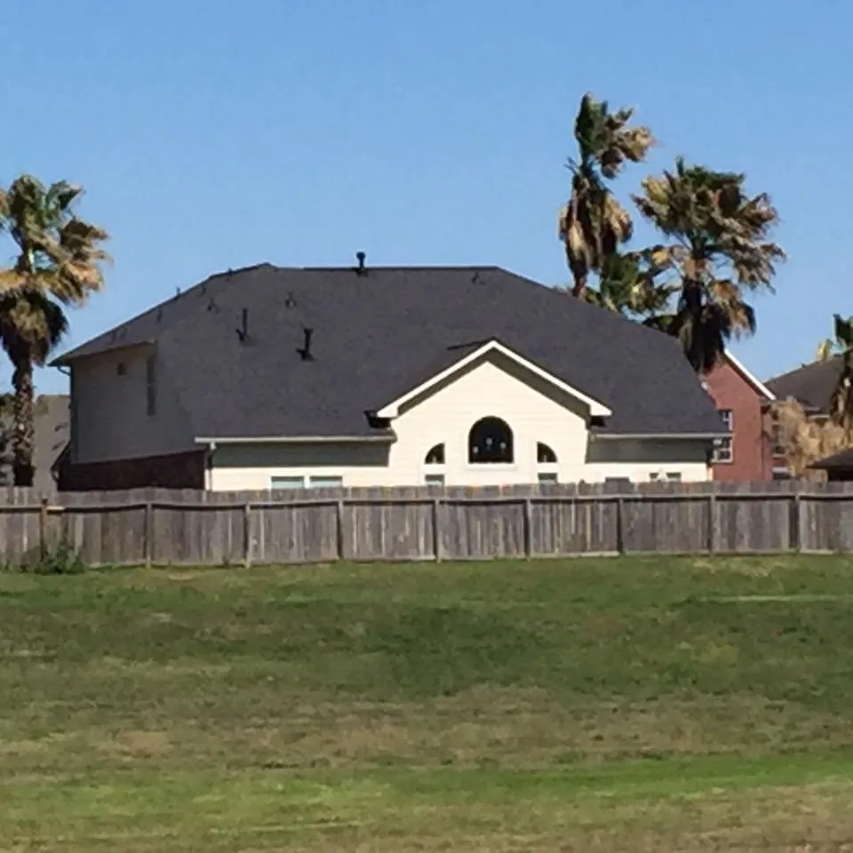 Slide of I'll Do It Roofing & Gutters