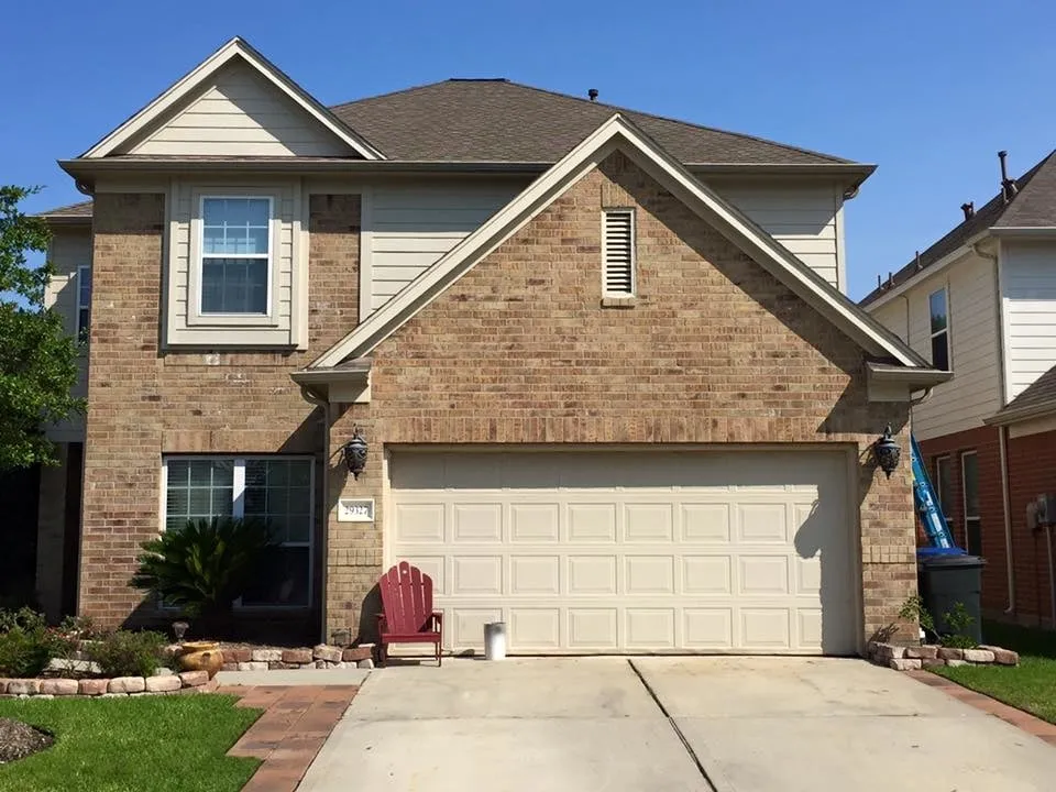 Slide of I'll Do It Roofing & Gutters