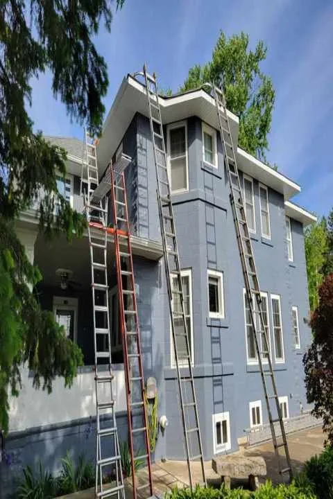 Slide of Illiana Roofing