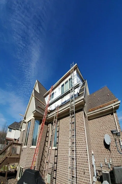 Slide of Illiana Roofing