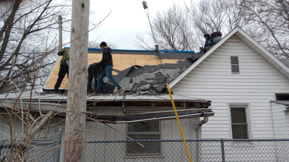 Slide of Illinois Cleaning Solutions