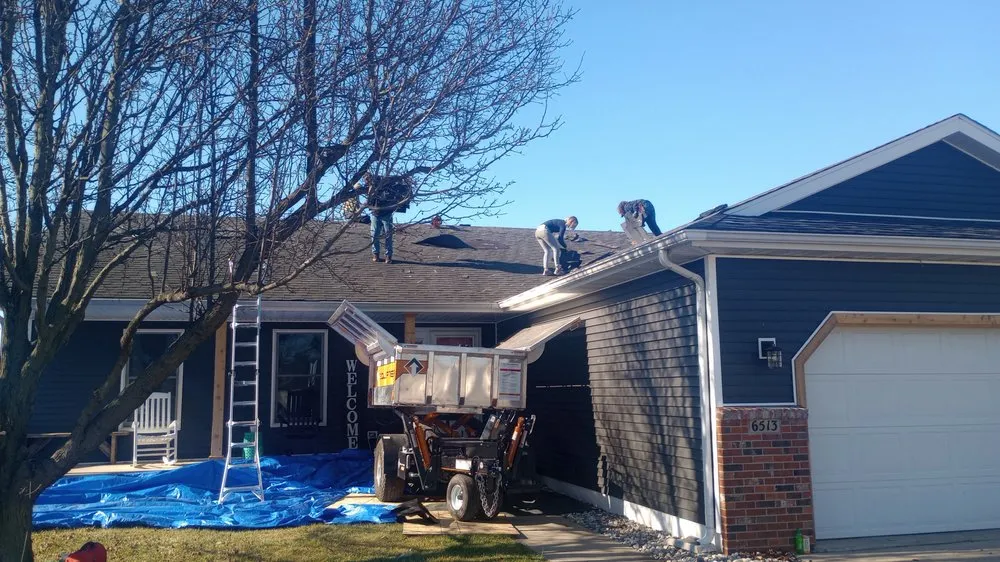 Slide of Illinois Cleaning Solutions