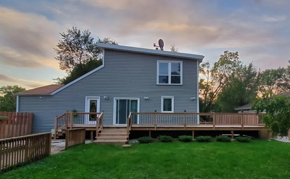 Slide of Illinois Green Construction