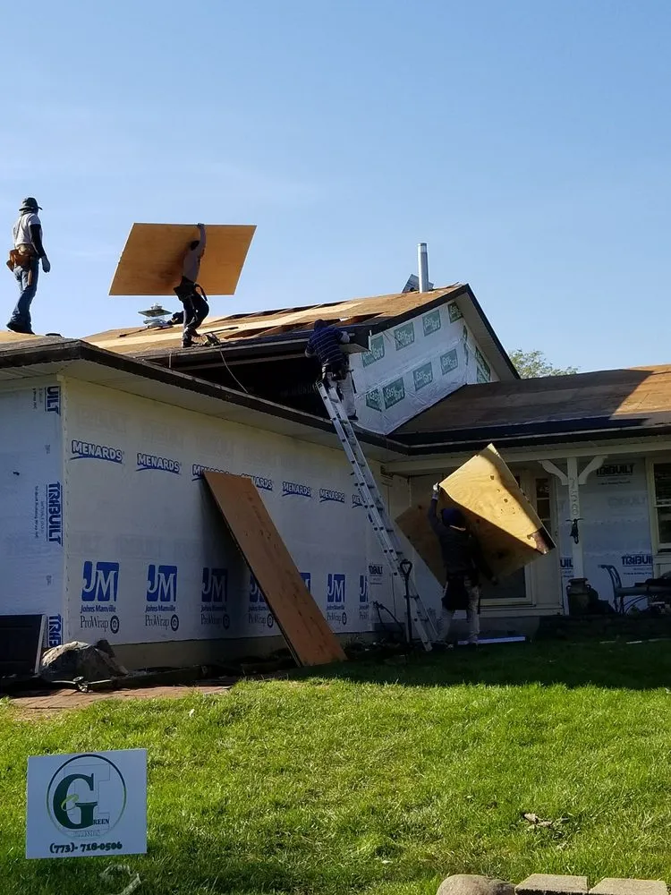 Slide of Illinois Green Construction