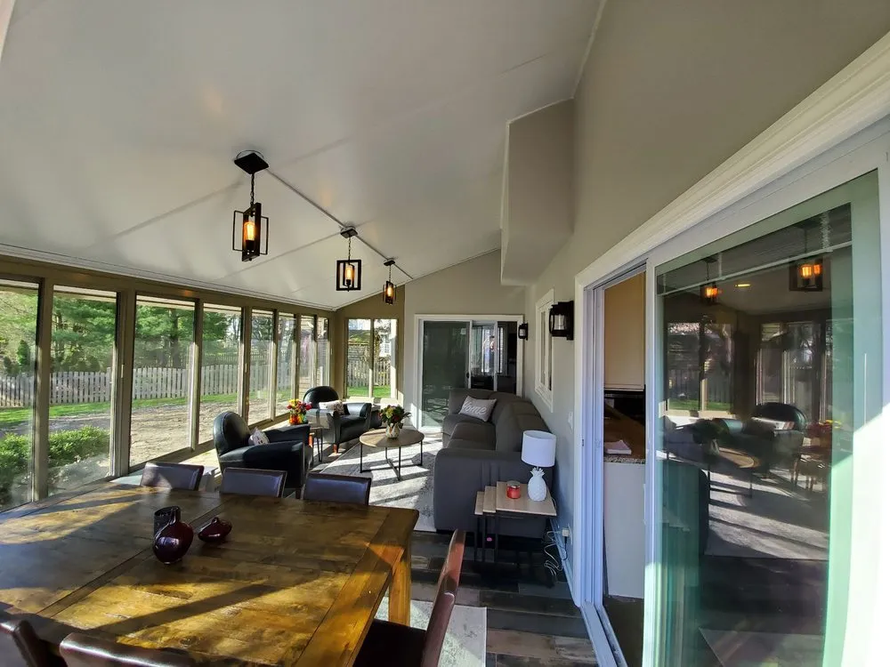 Slide of Illinois Green Construction