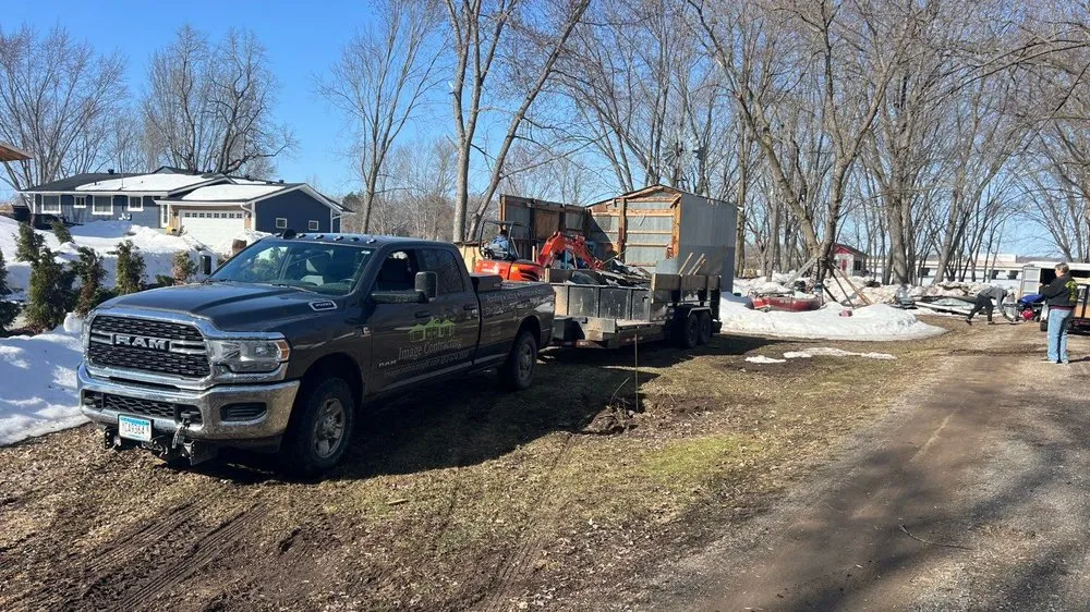 Slide of Image Contracting