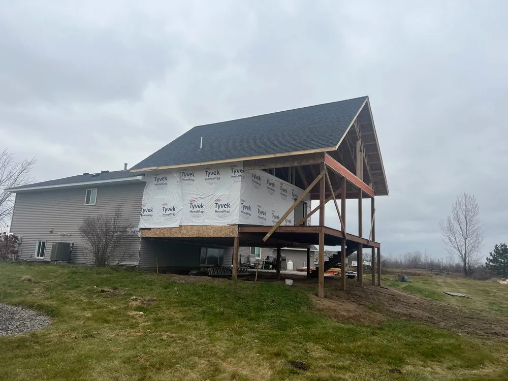 Slide of Image Contracting