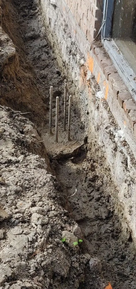 Slide of IMAX Construction