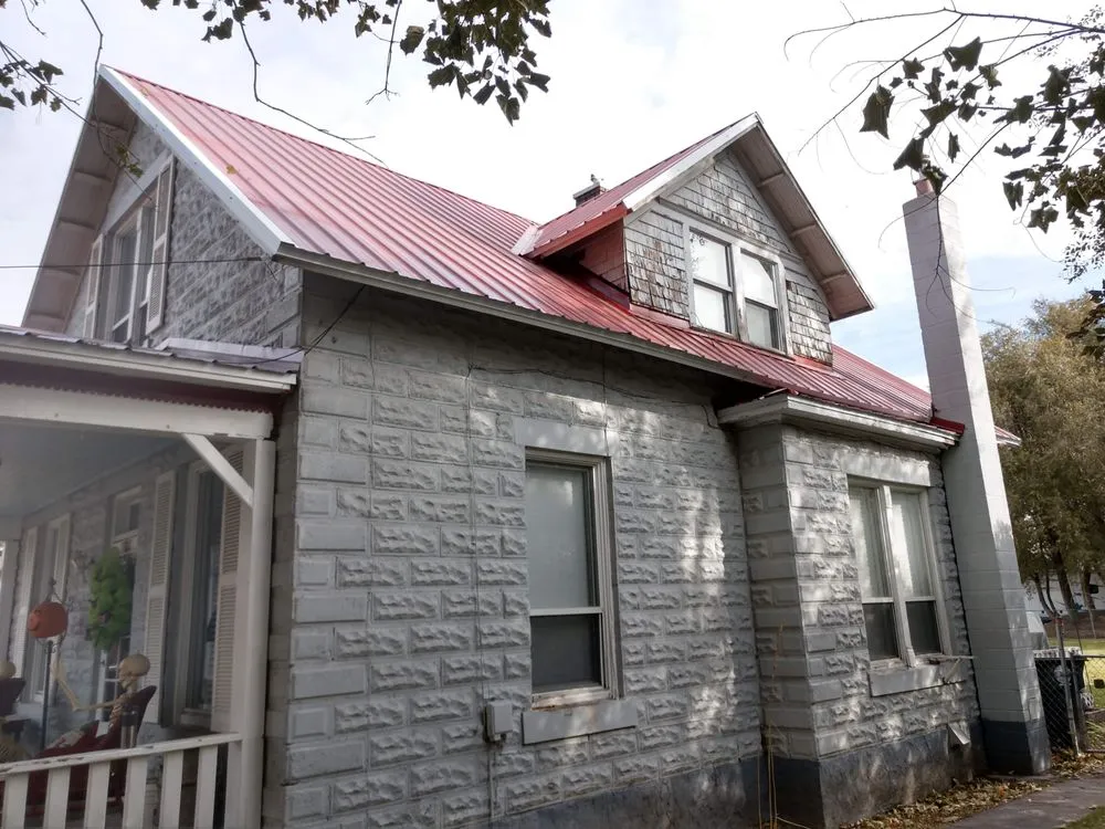 Slide of Immaculate Roofing