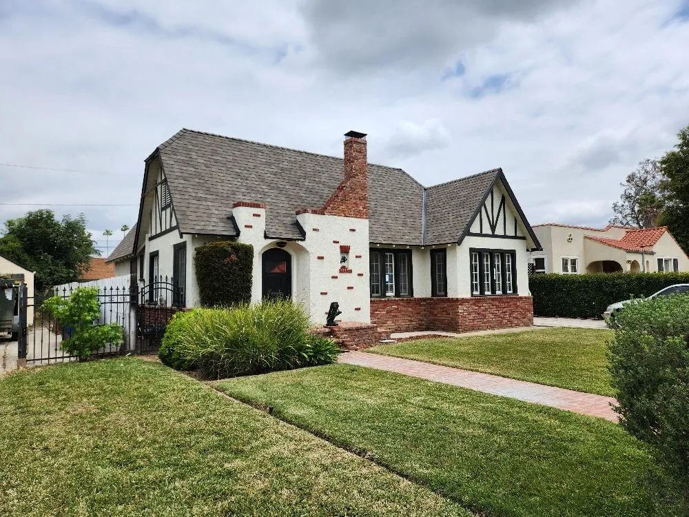 Slide of Imperial Roofing and Gutters