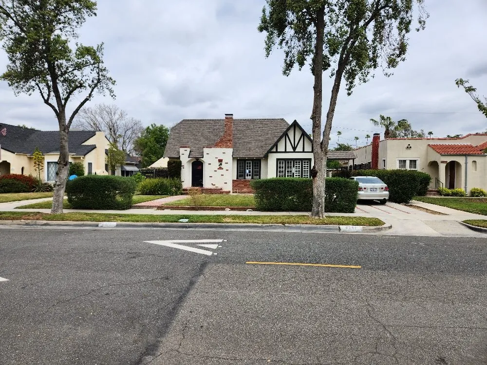 Slide of Imperial Roofing and Gutters