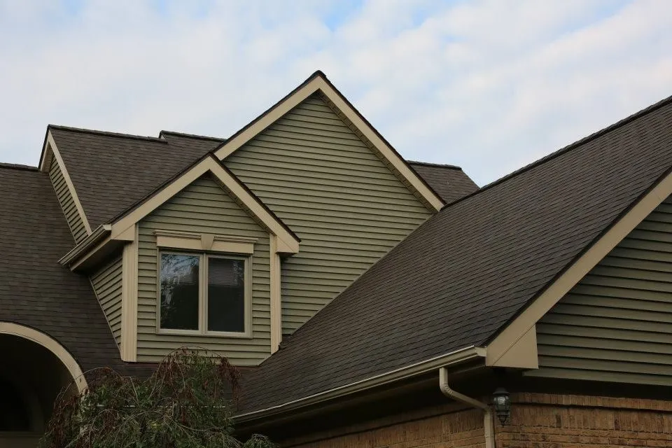 Slide of Imperial Building & Roofing