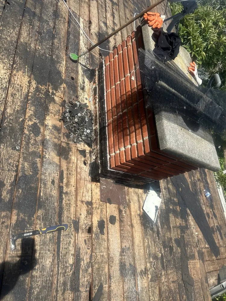 Professional roof repair experts serving Sylmar, CA - Imperial Roofing