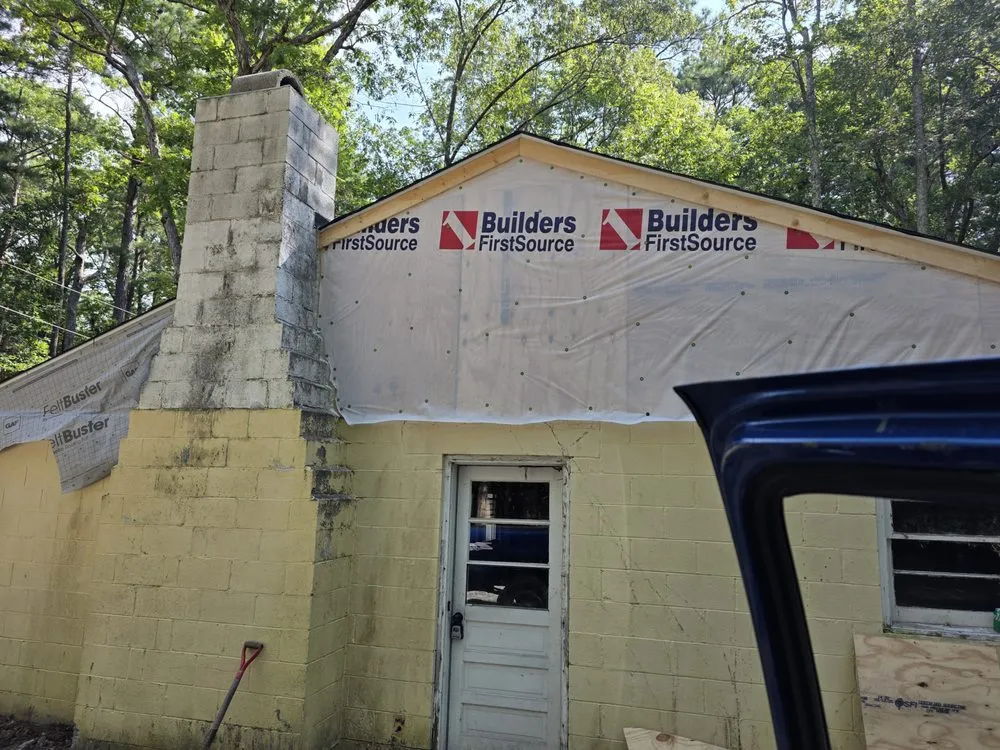 Reliable roof repair experts serving Callao, VA - Impressions Painting And Remodeling