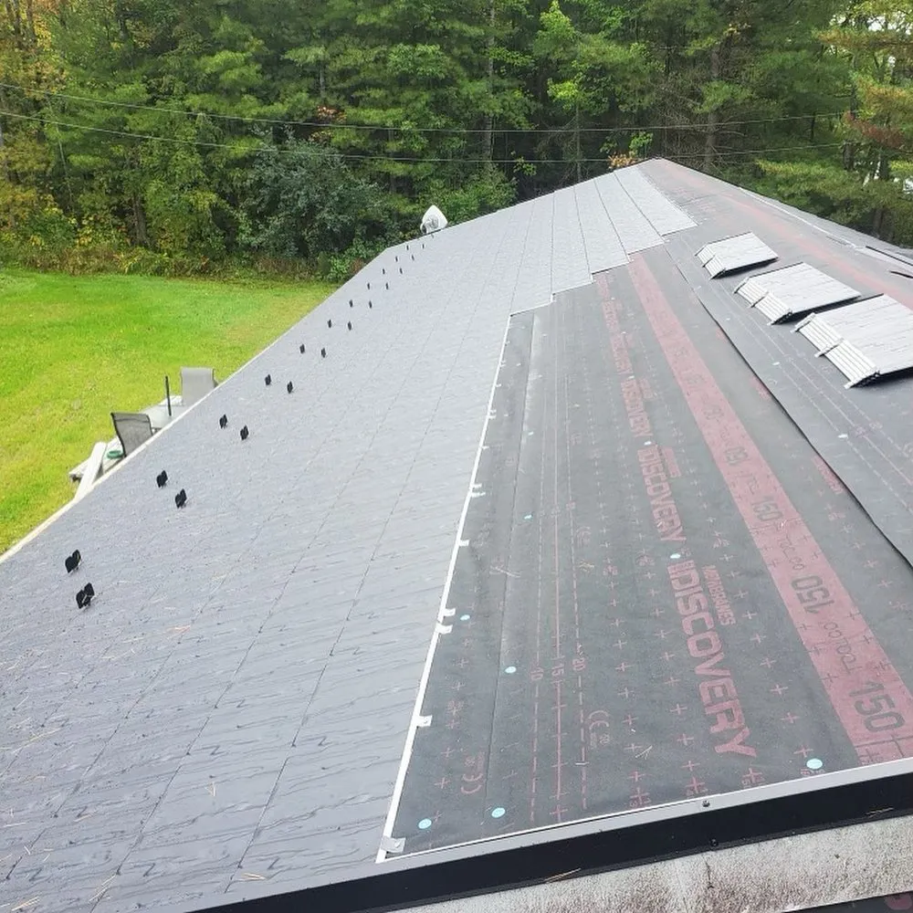 Slide of In Line Builders