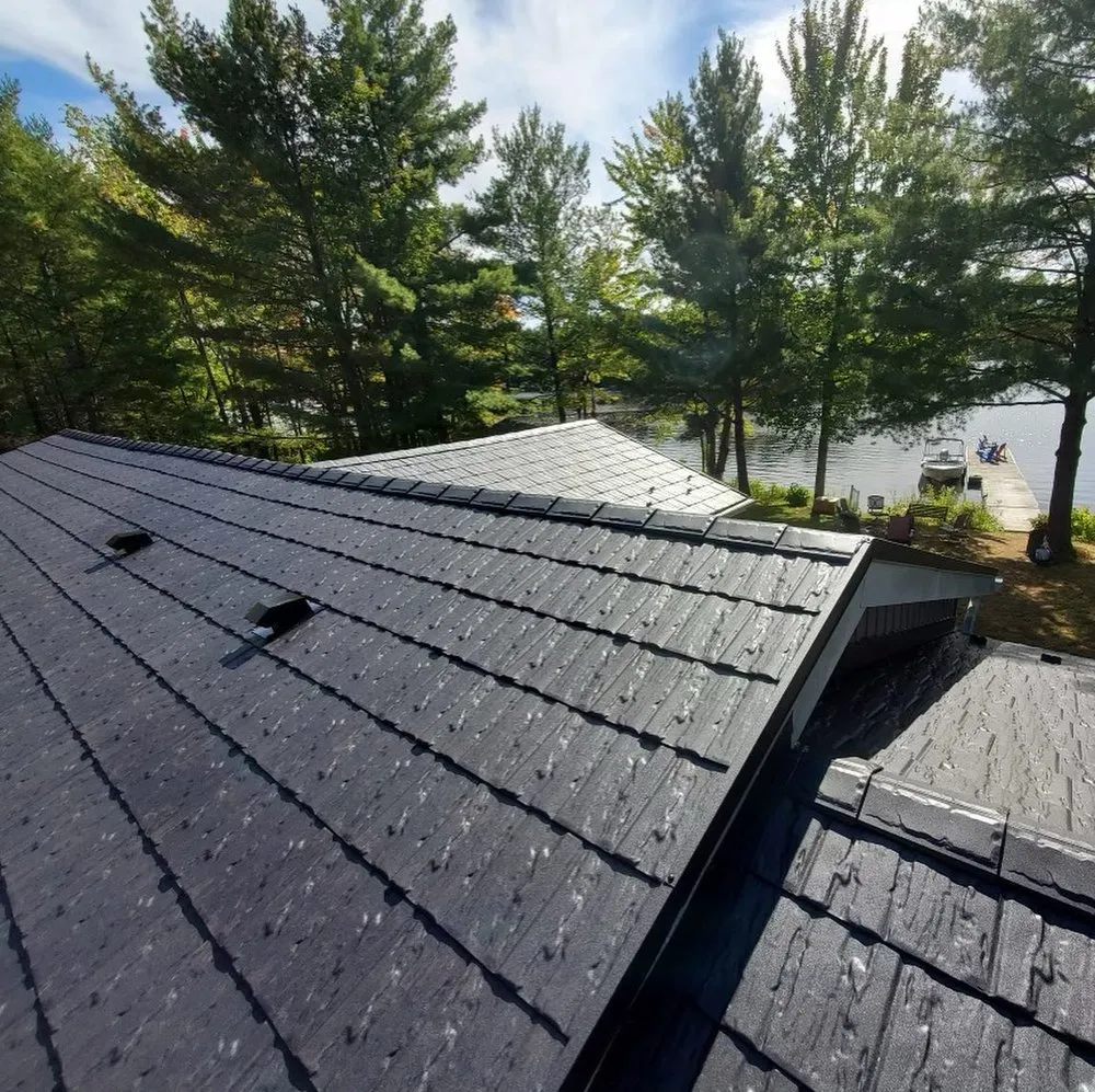 Slide of In Line Builders