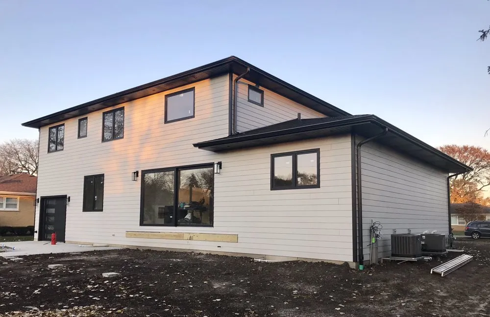 Slide of In N Out Exteriors